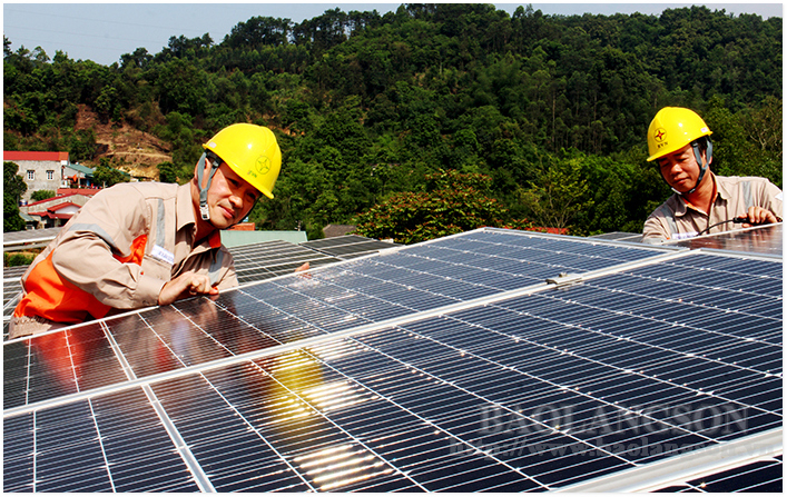 LÀM ĐIỆN NĂNG LƯỢNG MẶT TRỜI 2025